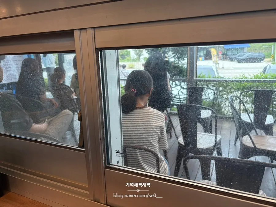 정은숙초당순두부 대기석 공간
