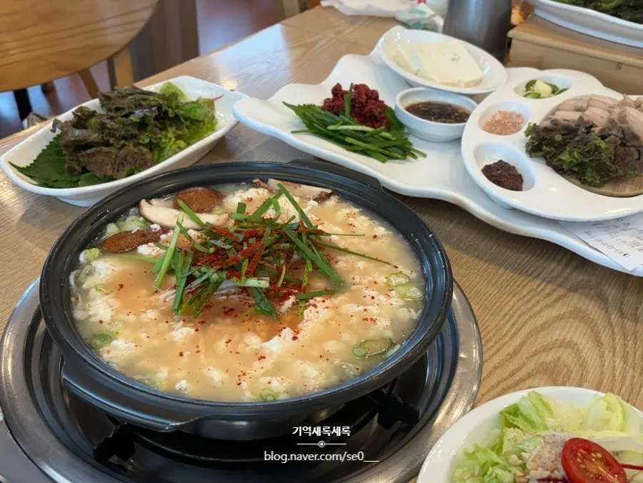 두부밥상 밑반찬 구성