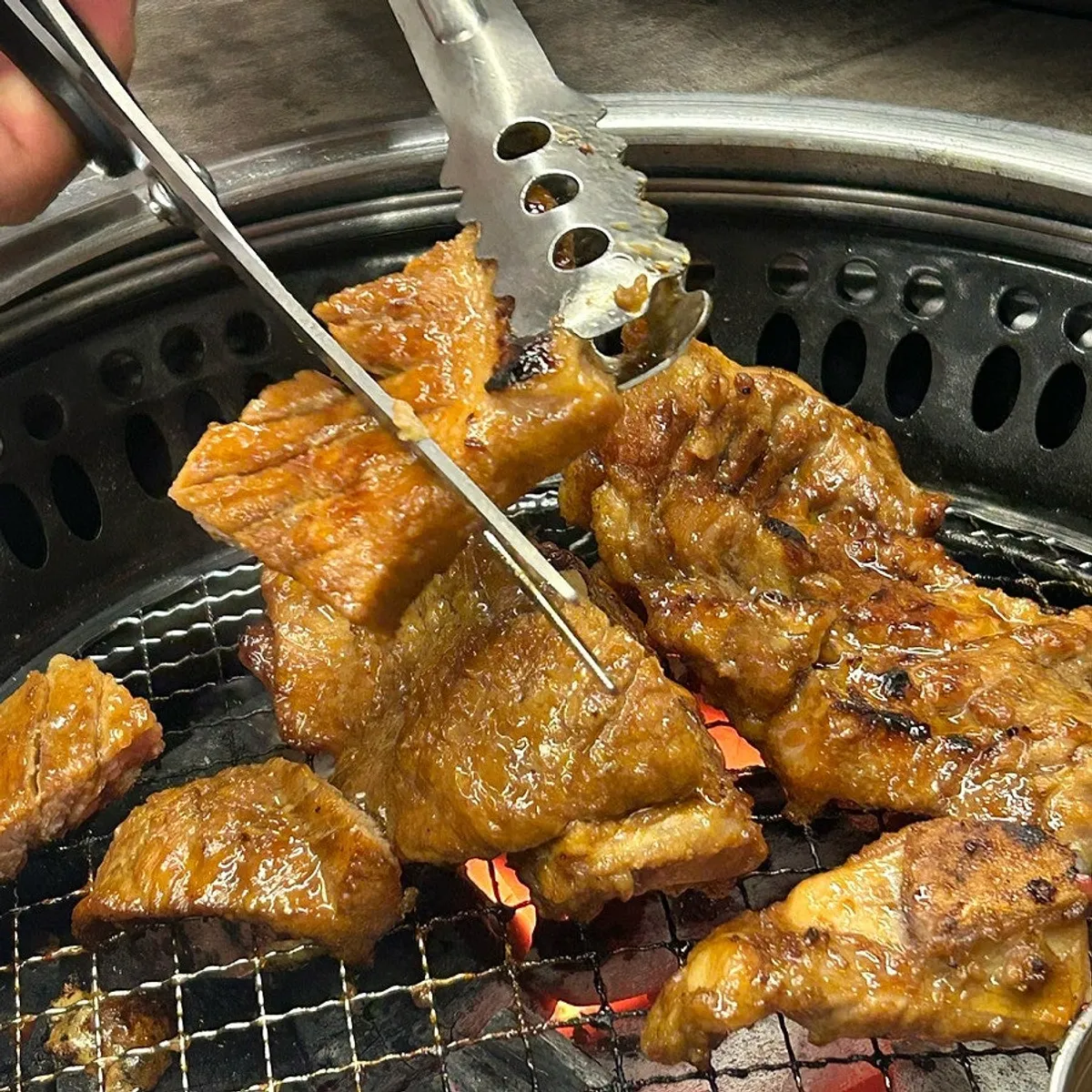 초당우가 양념돼지갈비 접시