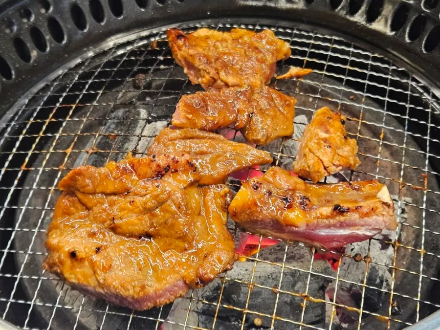 Chodang Uga's 250g seasoned pork galbi