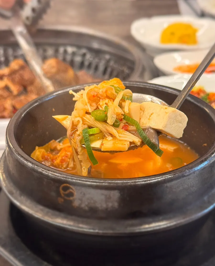 Doenjang stew with hanwoo brisket