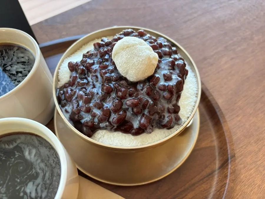 アメリカノ2杯とデザート