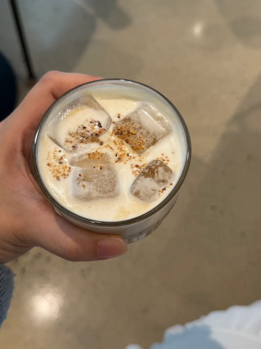 Dripper latte placed on the table