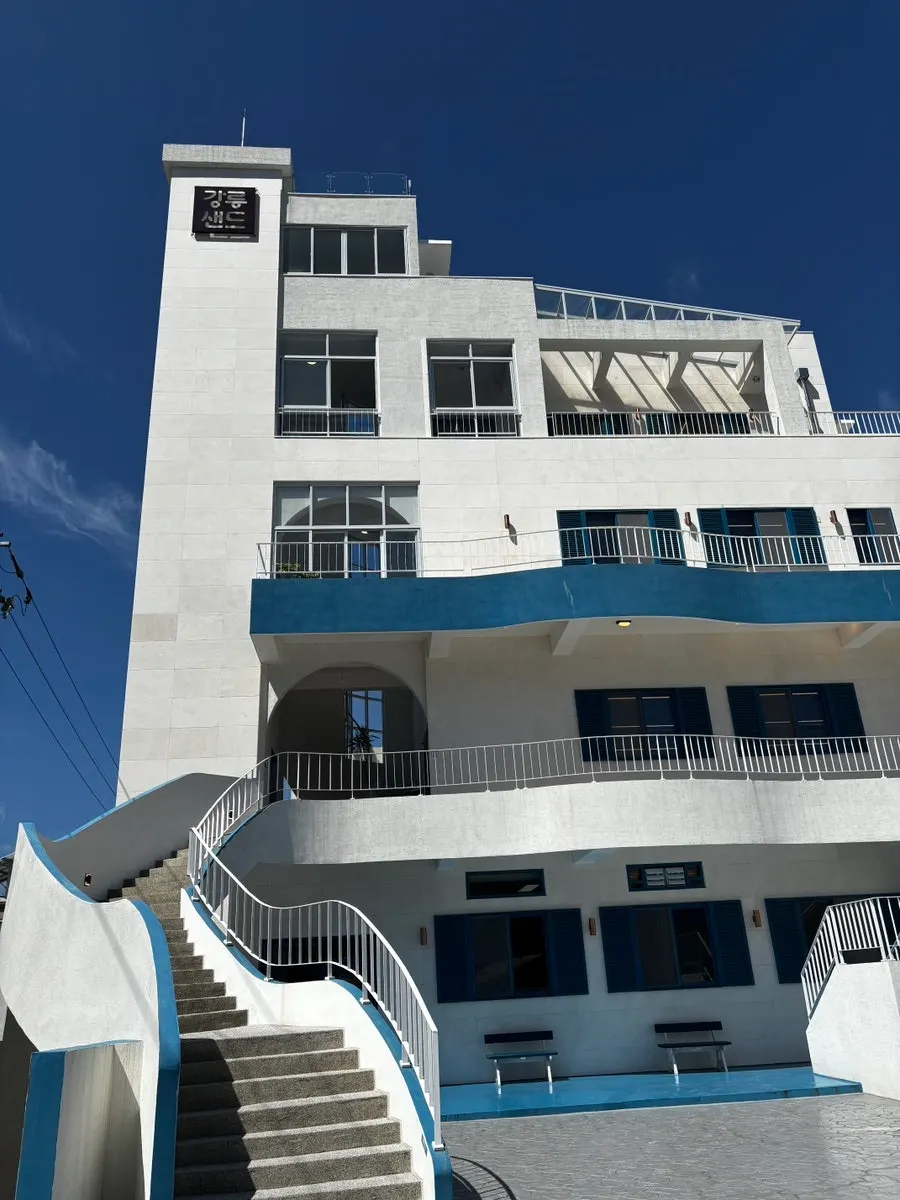 Introduction to Gangneung Sand Main Branch