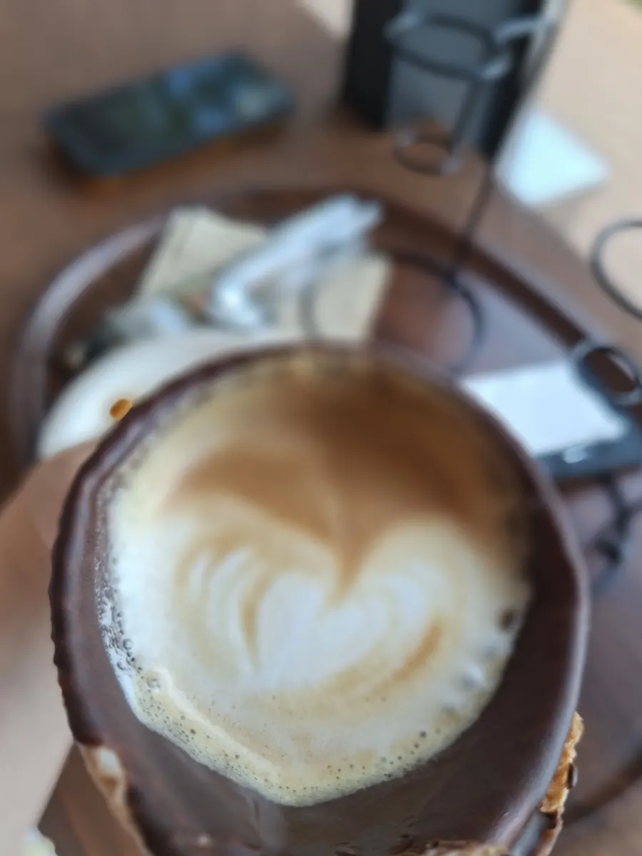 Crisp cone chocolate latte