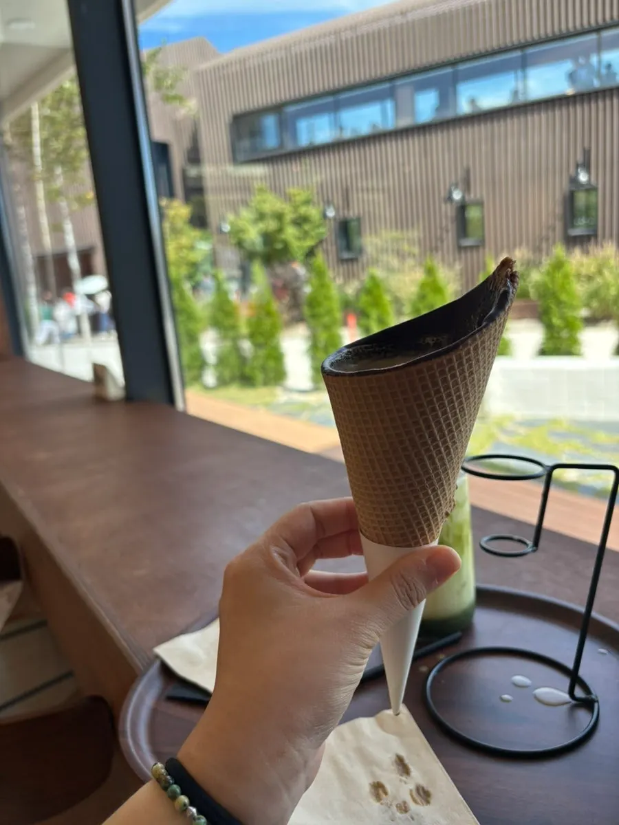 Final vertical shot of the Coffee Dripper interior