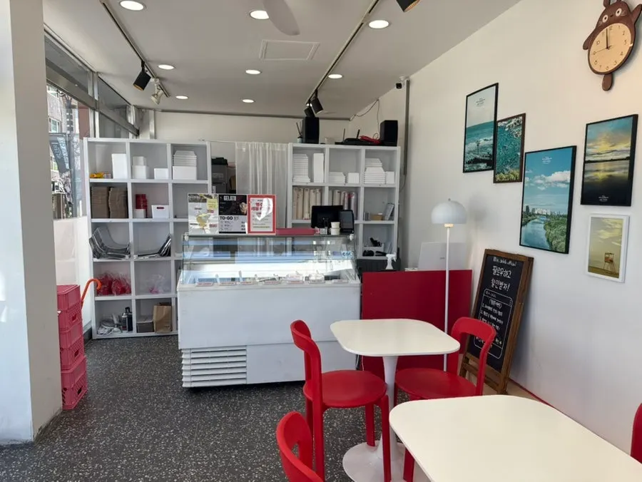 Gelato at a Gangneung dessert café