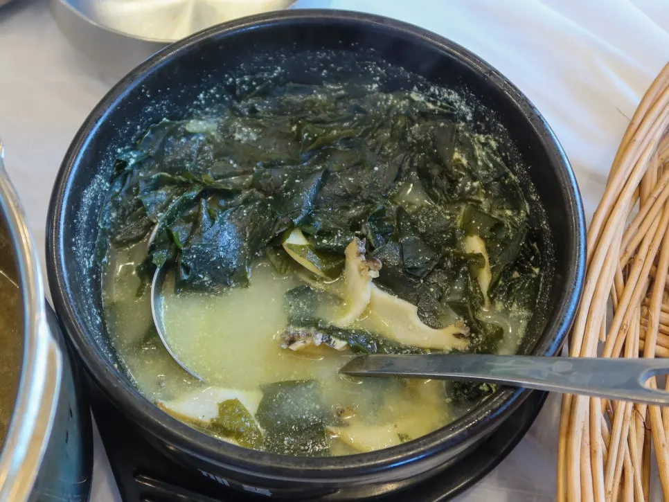 통째로 구워 나온 가자미구이