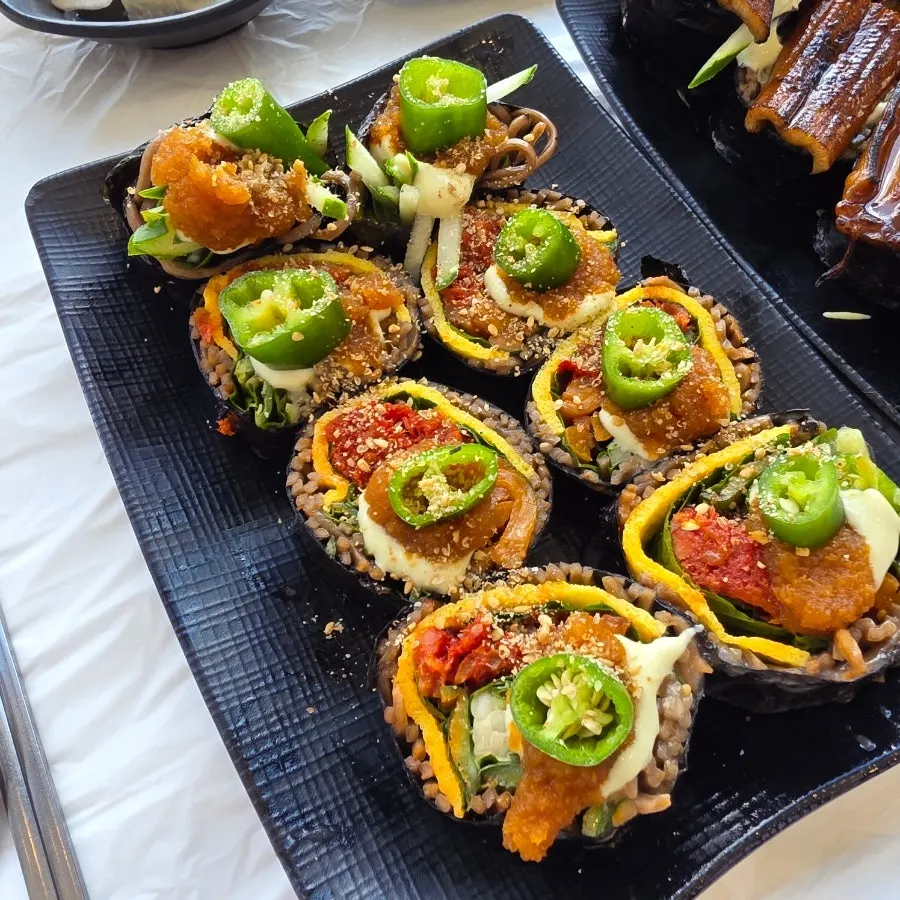 명태식해와 땡초가 들어간 땡초 메밀김밥