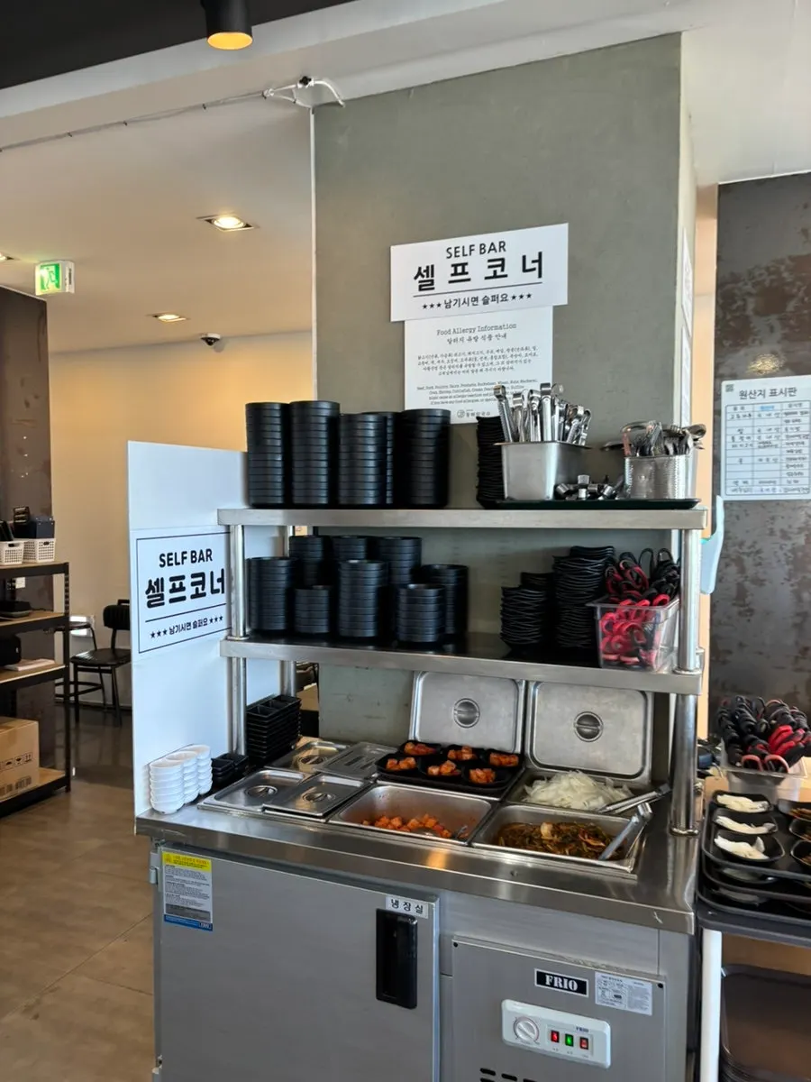 2층 창가 2인석과 강문해변 오션뷰