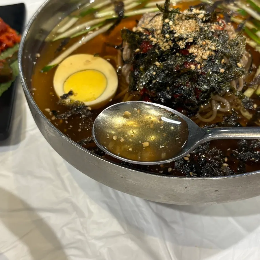 물막국수와 함께 나온 다대기 양념