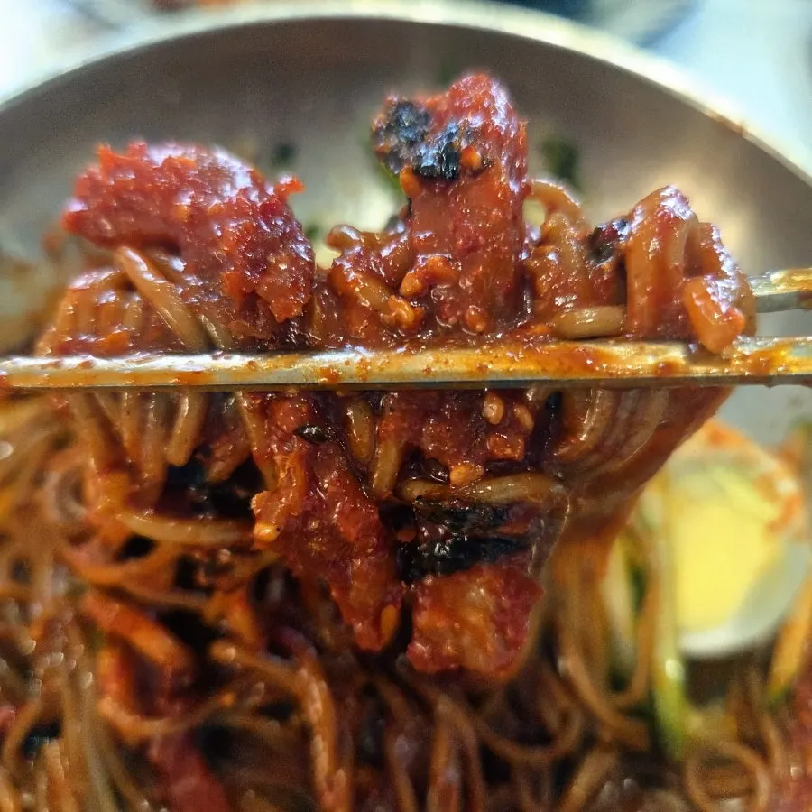 명태식해 비빔막국수 한 그릇