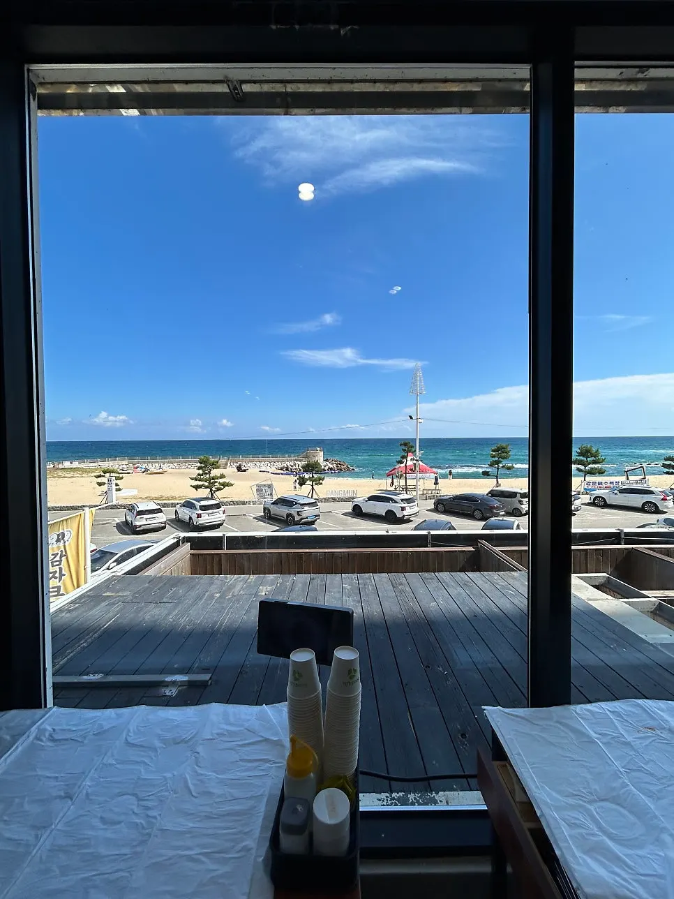 Cover image of Gossi's Donghae Makguksu at Gangmun Beach, Gangneung