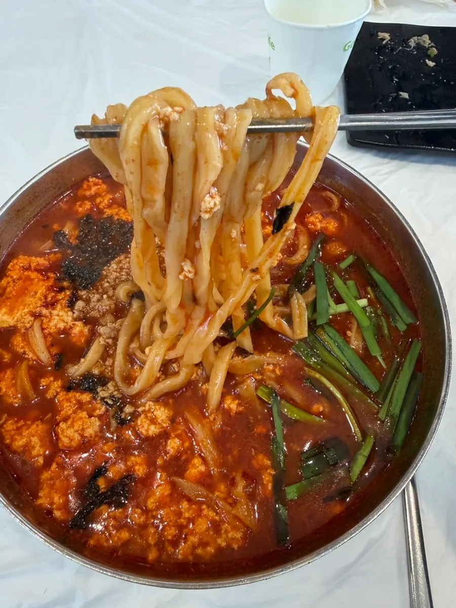고씨네동해막국수에서 먹은 식사 마무리