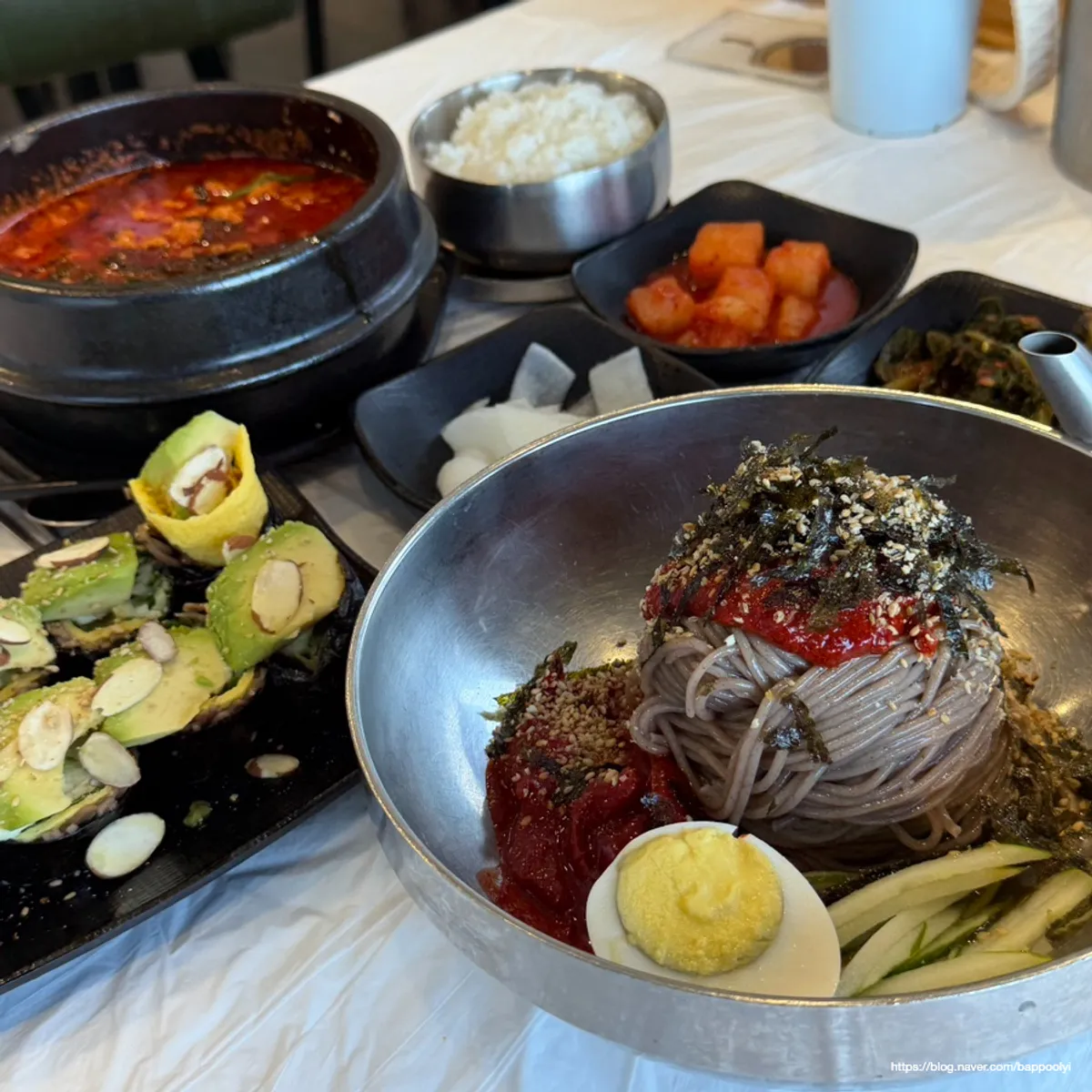 Main photo of Gossi's Donghae Makguksu main branch in Gangneung