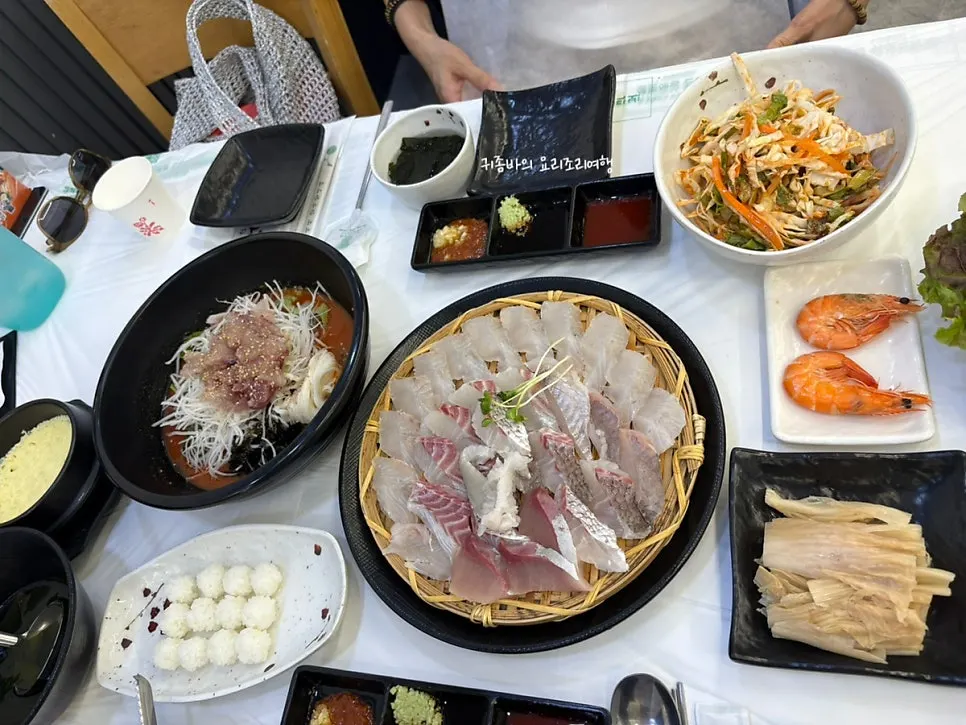 Value assorted sashimi set for two