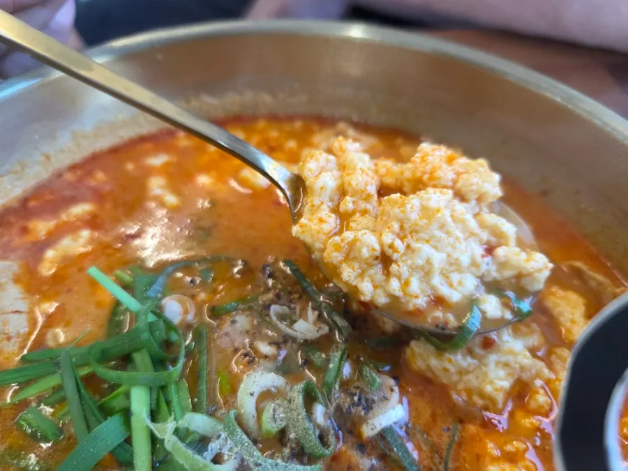 Mild side dishes and a bowl of rice