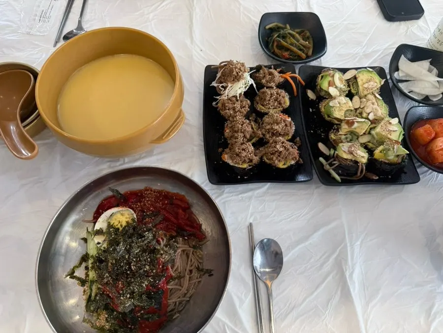Recommended pairing of pollock sikhae bibim makguksu and buckwheat gimbap