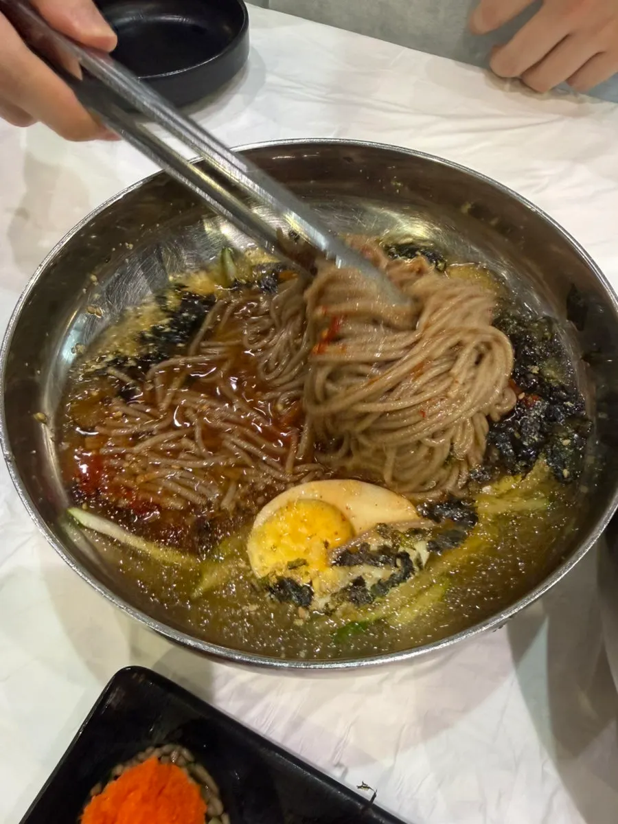 Flying fish roe buckwheat gimbap made without rice