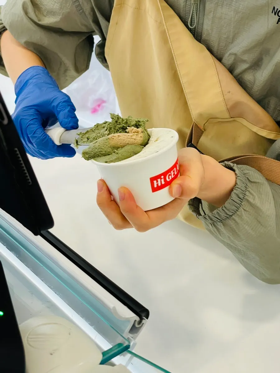 Gelato being packed into a cup