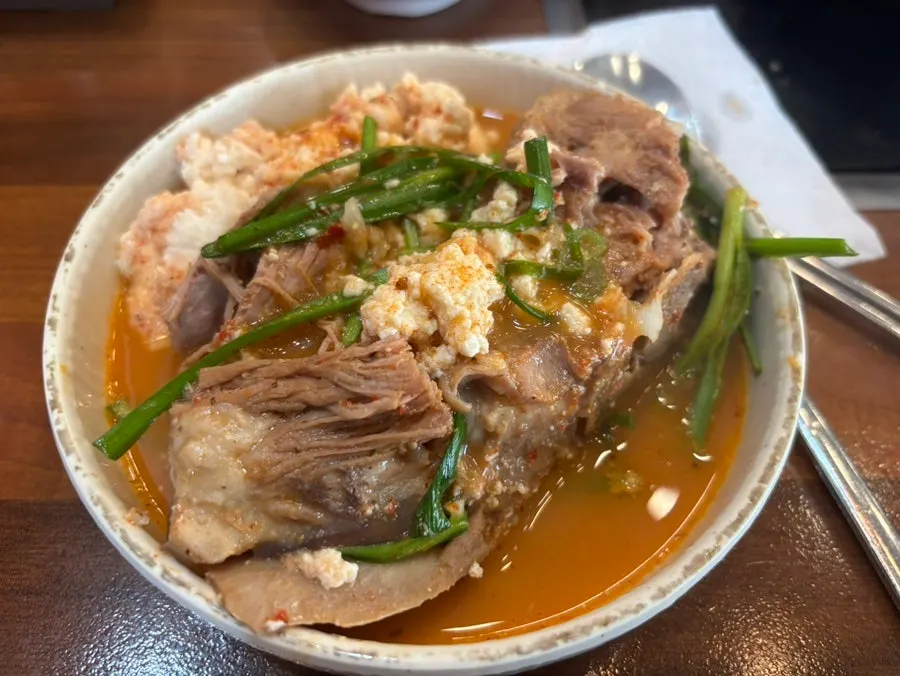 끓으면서 국물에 풀리는 콩비지