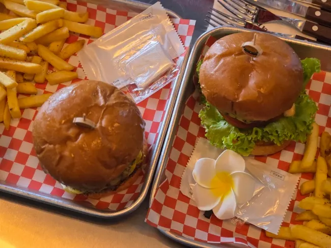 Moana Burger and Moana Double Burger order