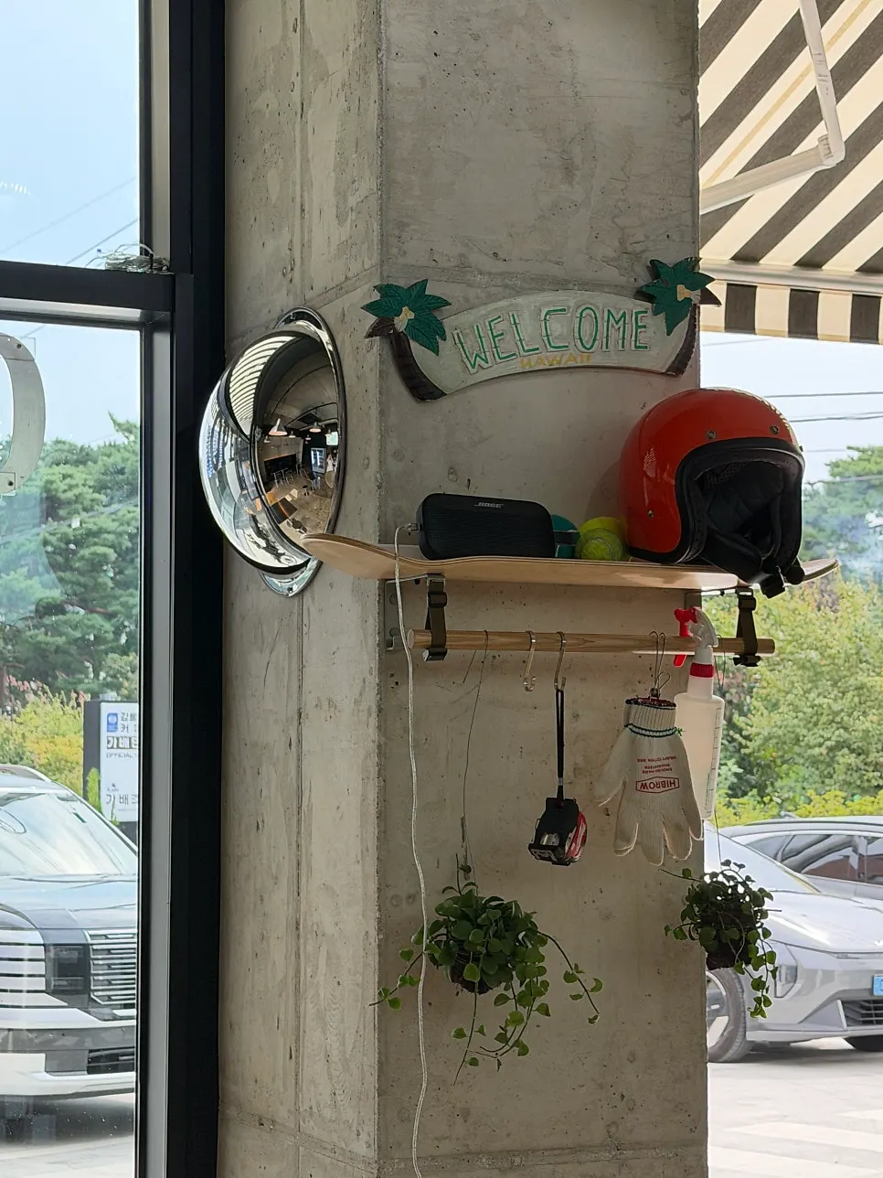 Interior design of Moana Burger