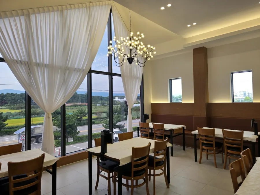 Café-like seating and interior on the second floor