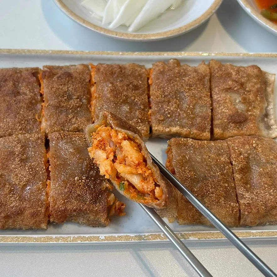 Crispy buckwheat wrapper of the pancake