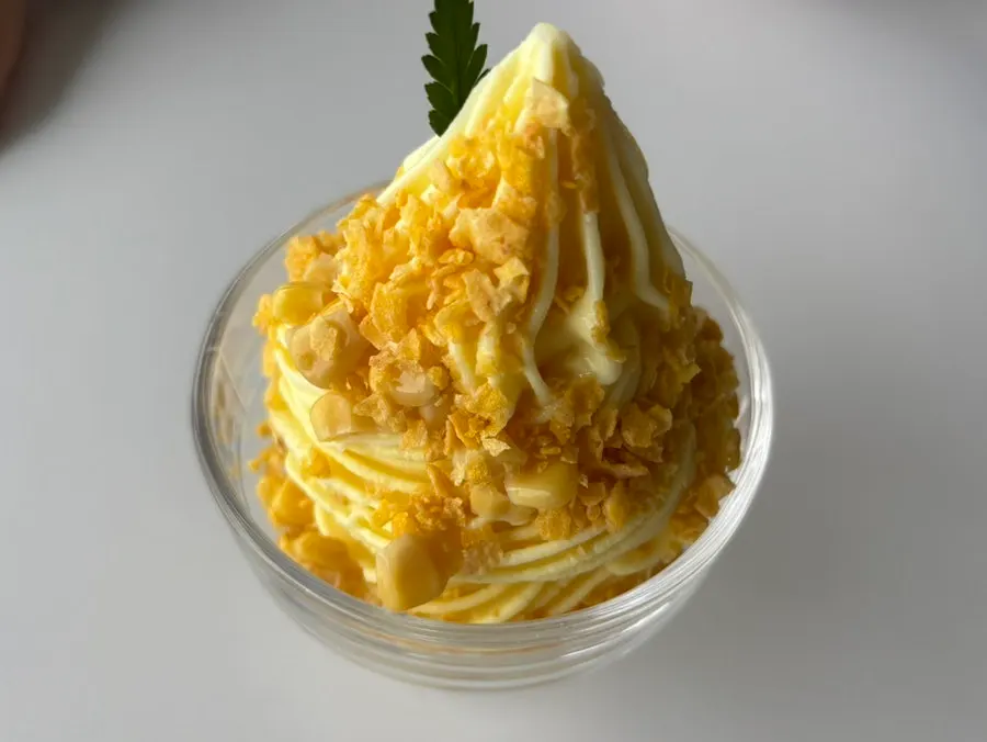 Close-up of yellow-toned oksigi corn ice cream