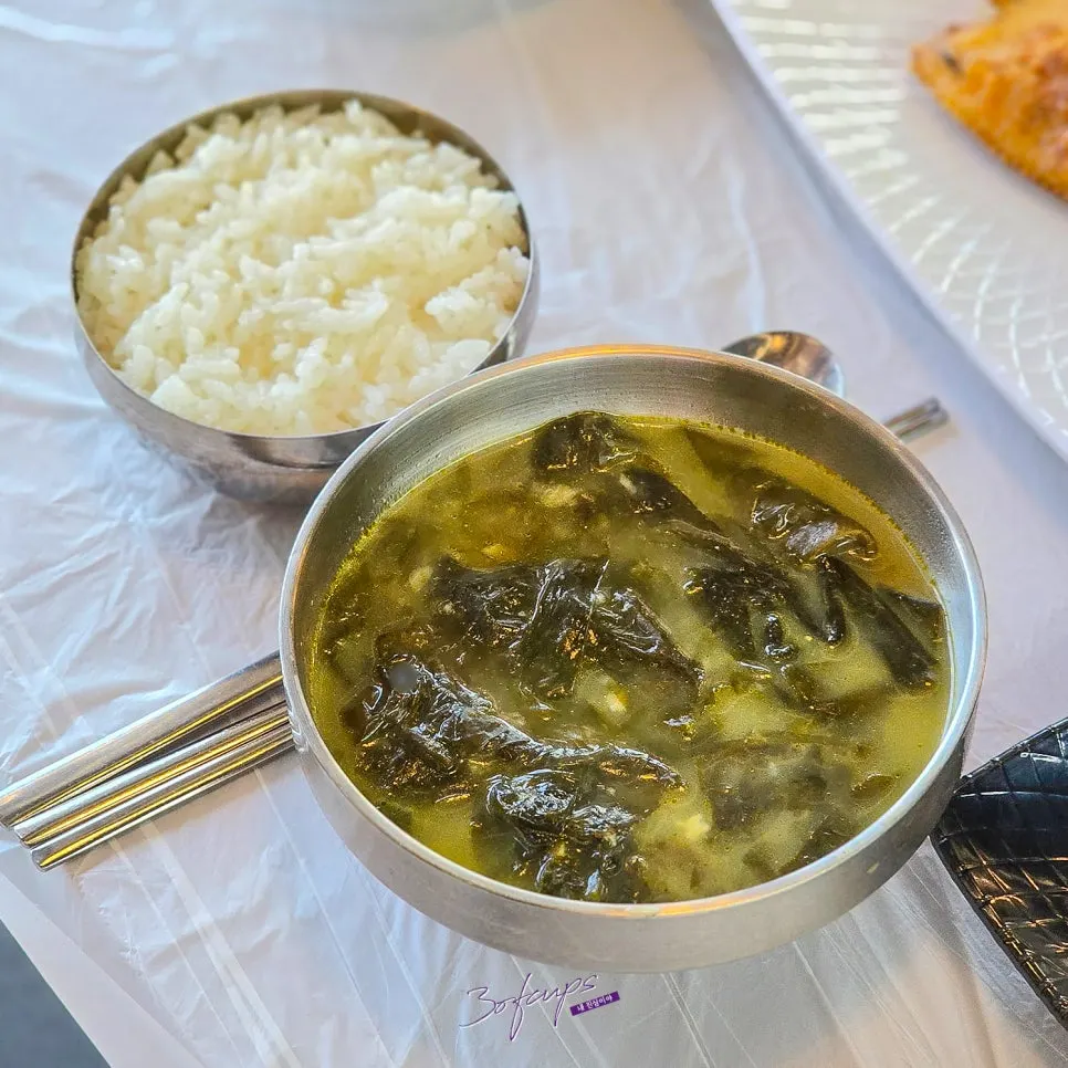A bowl of rich, deeply simmered miyeok-guk