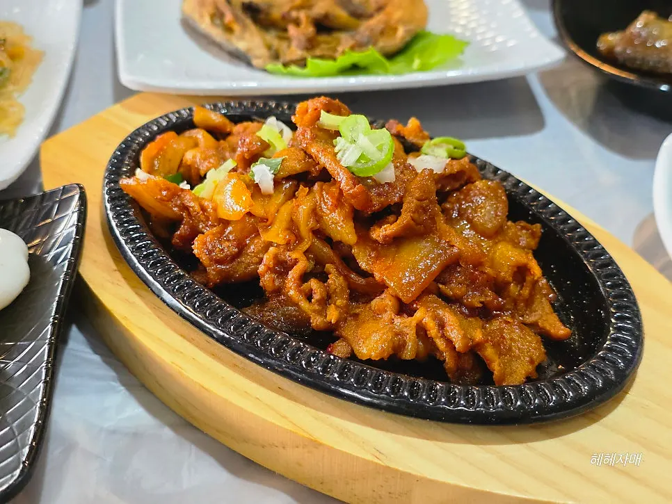 사임당부엌 로봇 서빙 이미지