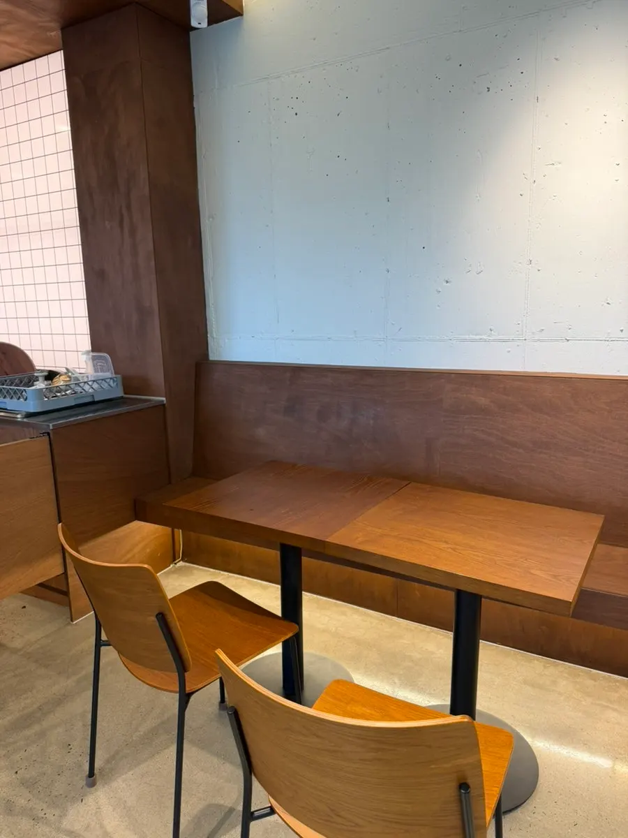 Parking lot at a Gangneung café