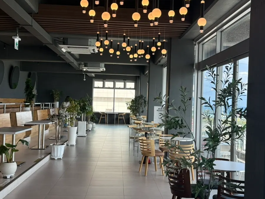 Interior of the 1st-floor café at Baegya Coffee