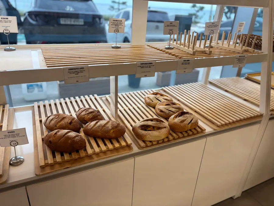 Dessert display corner at Baegya Coffee