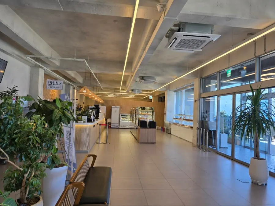 Baegya Coffee's clean building space