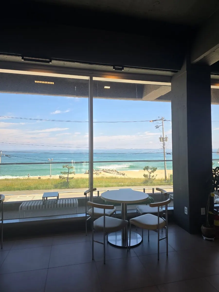 Spacious seating designed for sea views