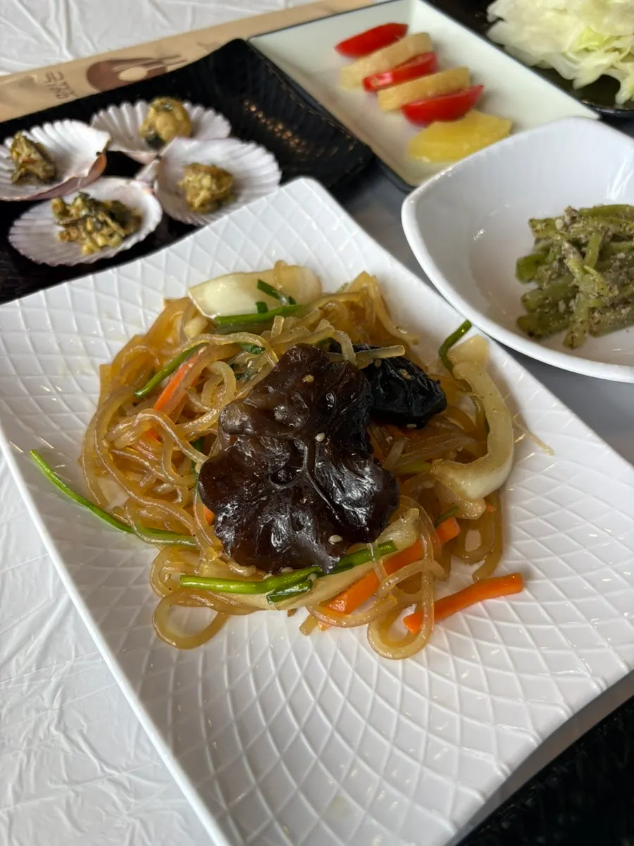 Grilled fish plate at Saimdang Bueok