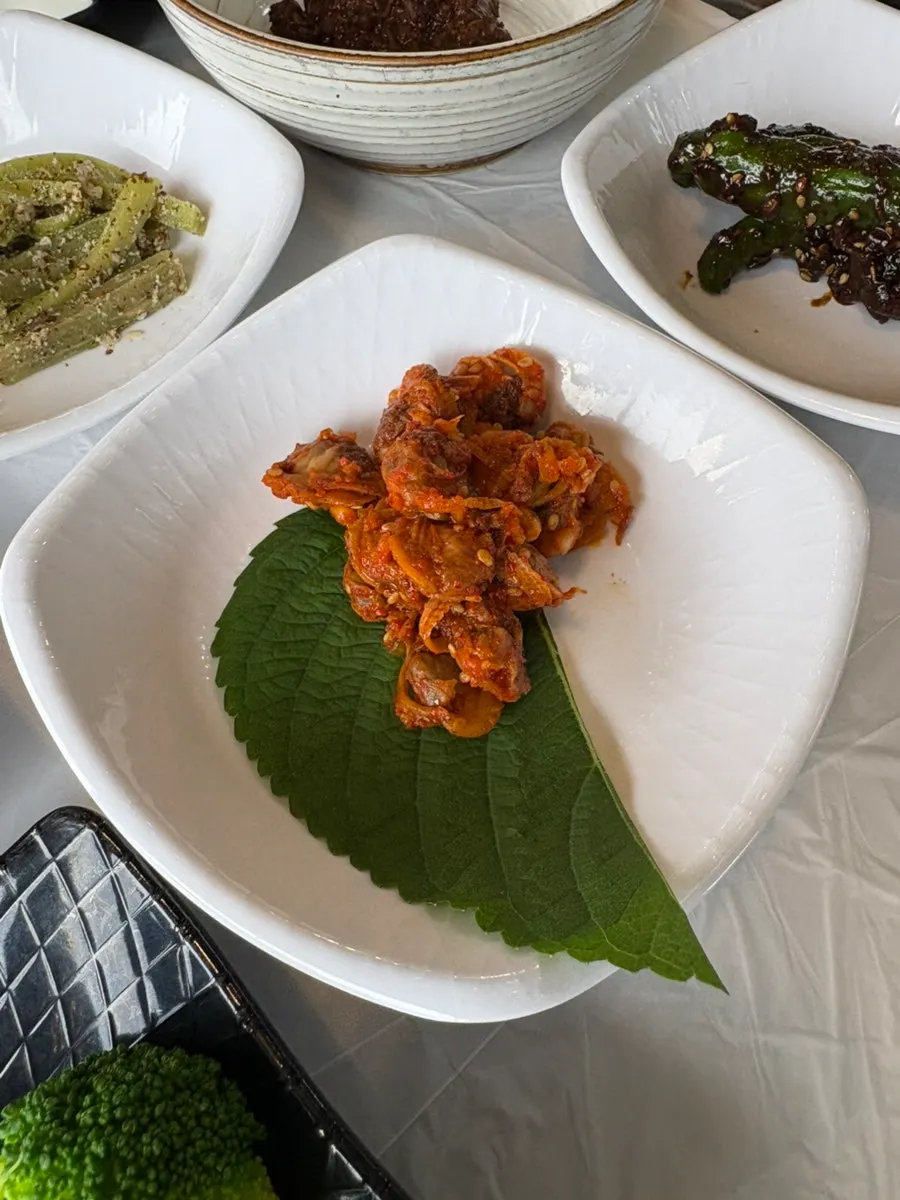 Side dishes served with the Saimdang Set