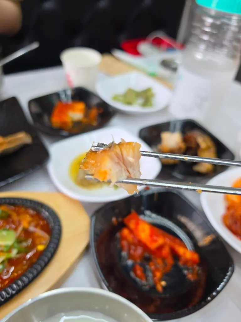 Set meal with scallops and grilled fish