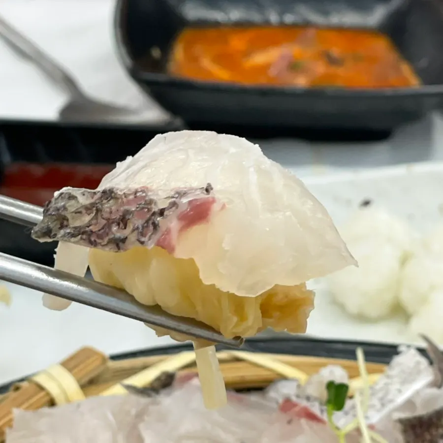반입 사이즈로 동글게 말아 나온 초밥용 밥