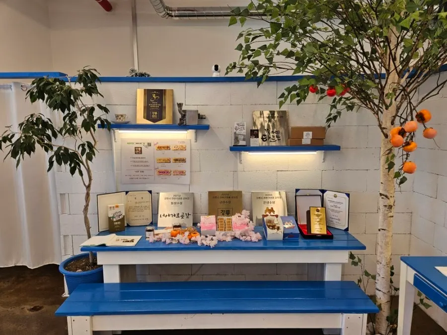 Photo zone inside the Gangneung Sand store