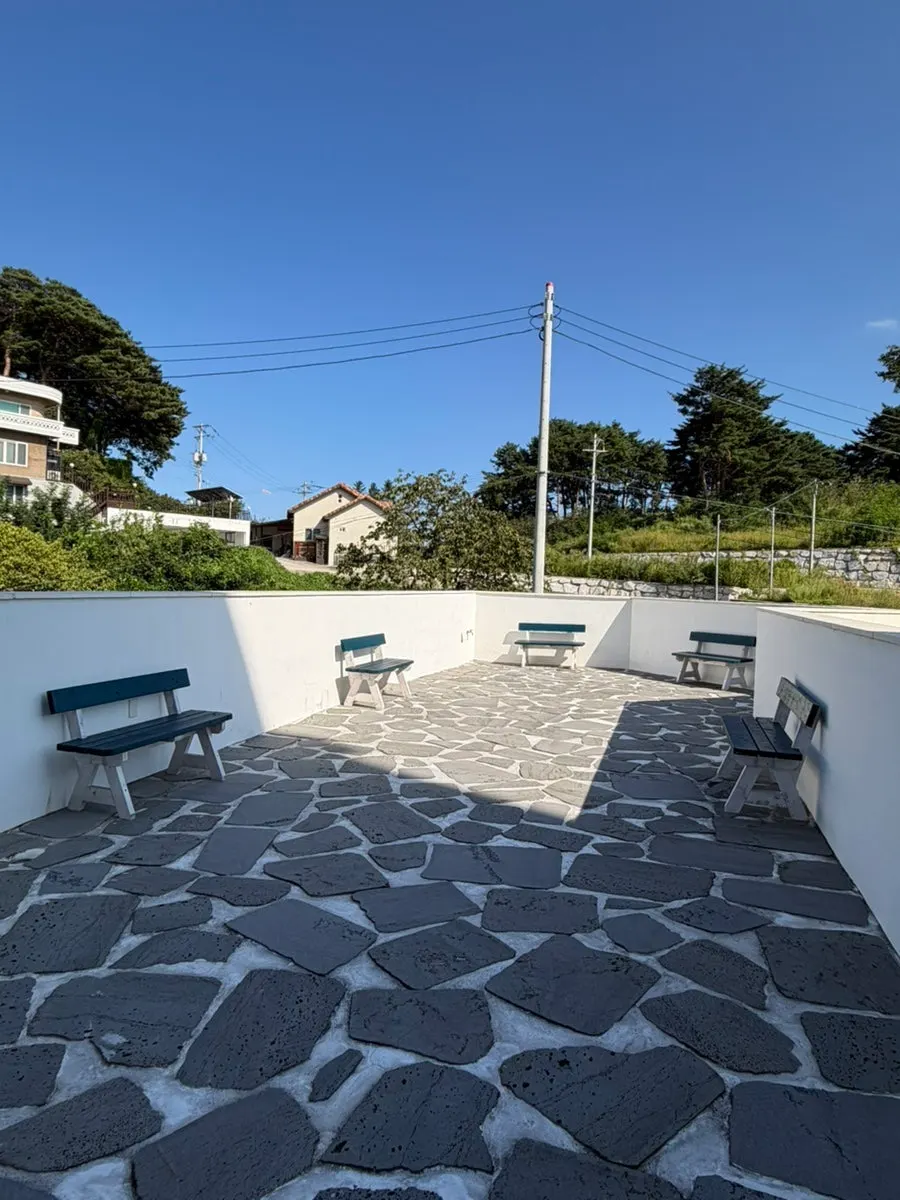 Upper floor space with a different concept at Gangneung Sand Main Branch