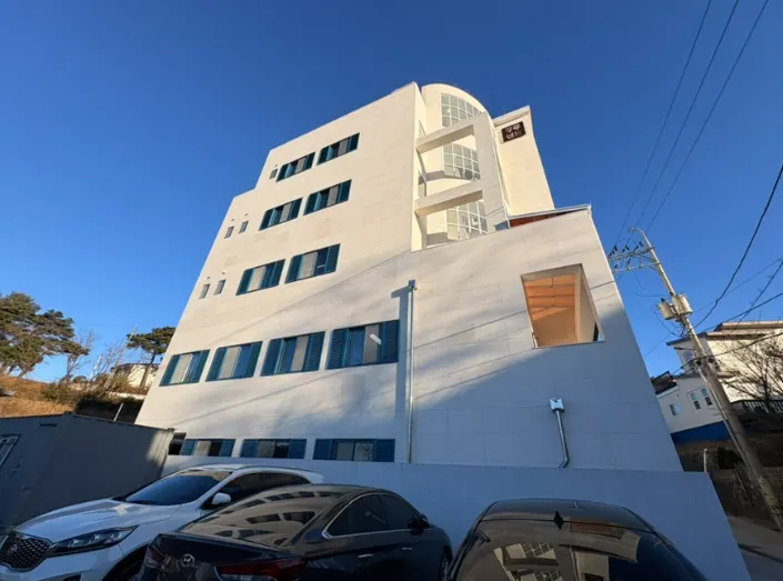 Visiting Gangneung Sand Main Branch