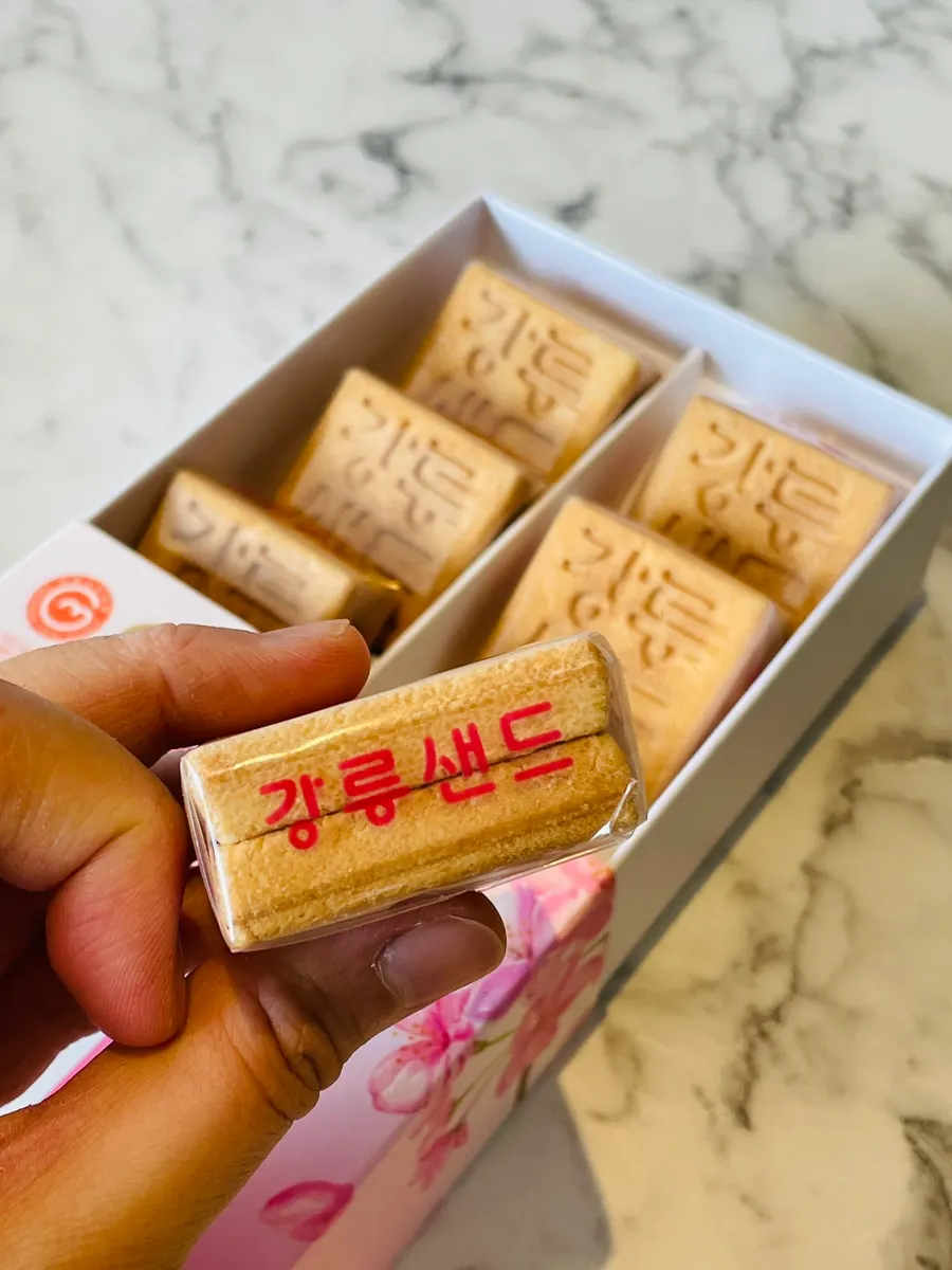개별 소포장된 딸기 강릉샌드