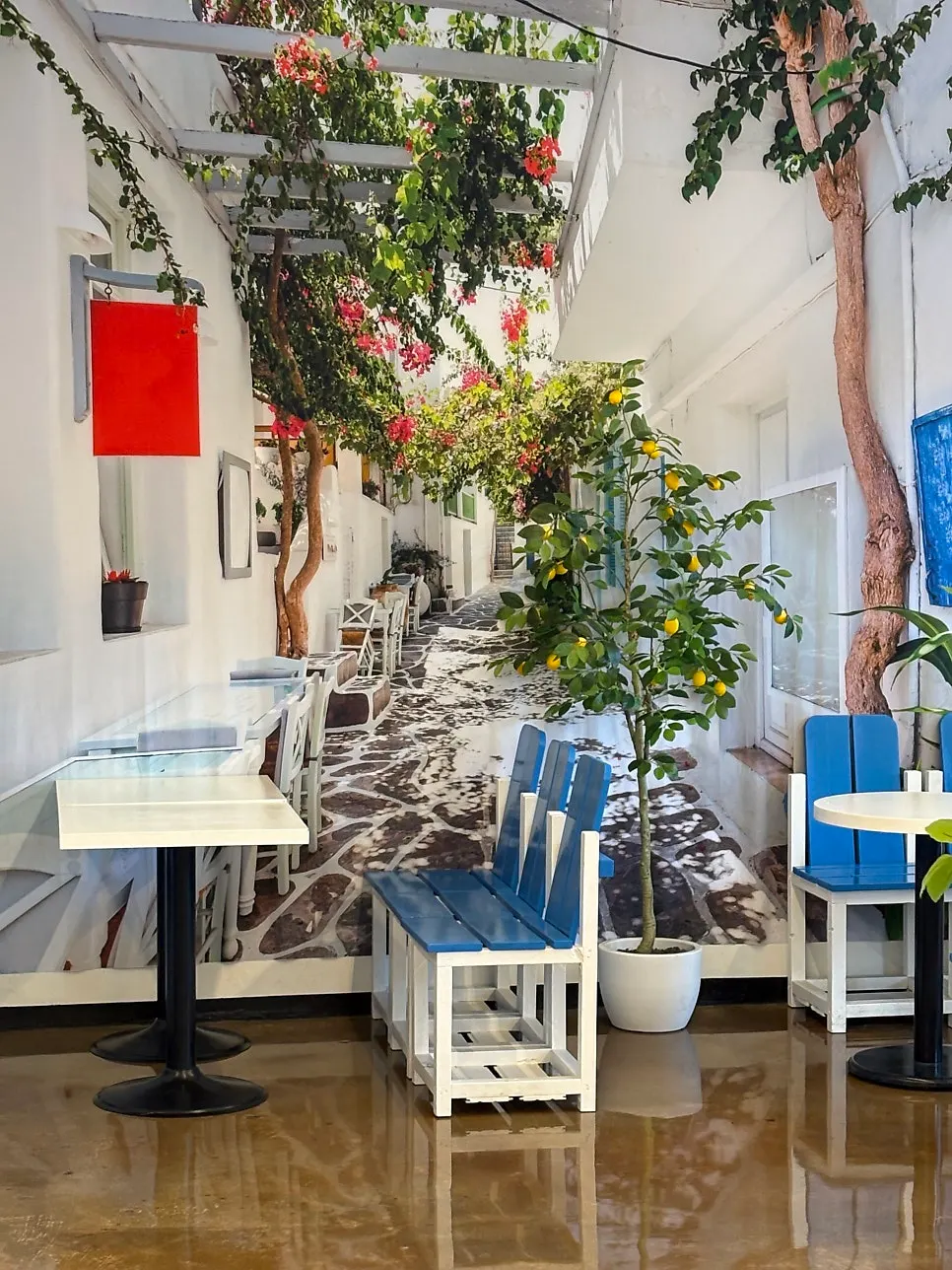 Photo zone inside the Gangneung Sand Main Branch store