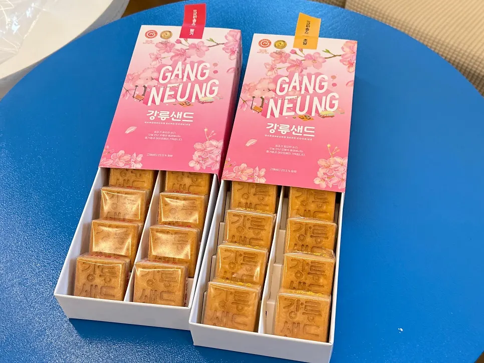 Gangneung Sand engraving on the cookie surface