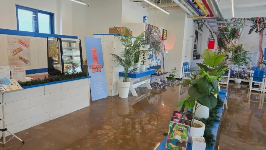 階ごとにコンセプトが異なる江陵サンド本店の内部空間