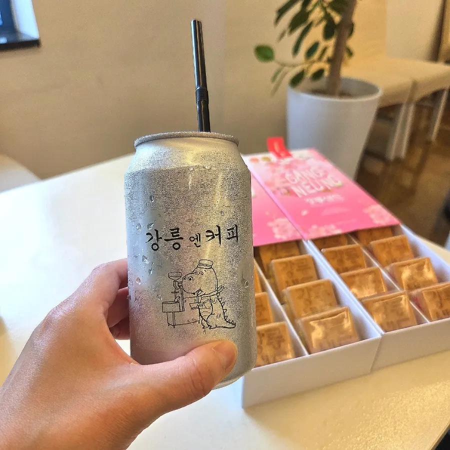 초당옥수수맛 강릉샌드 단면