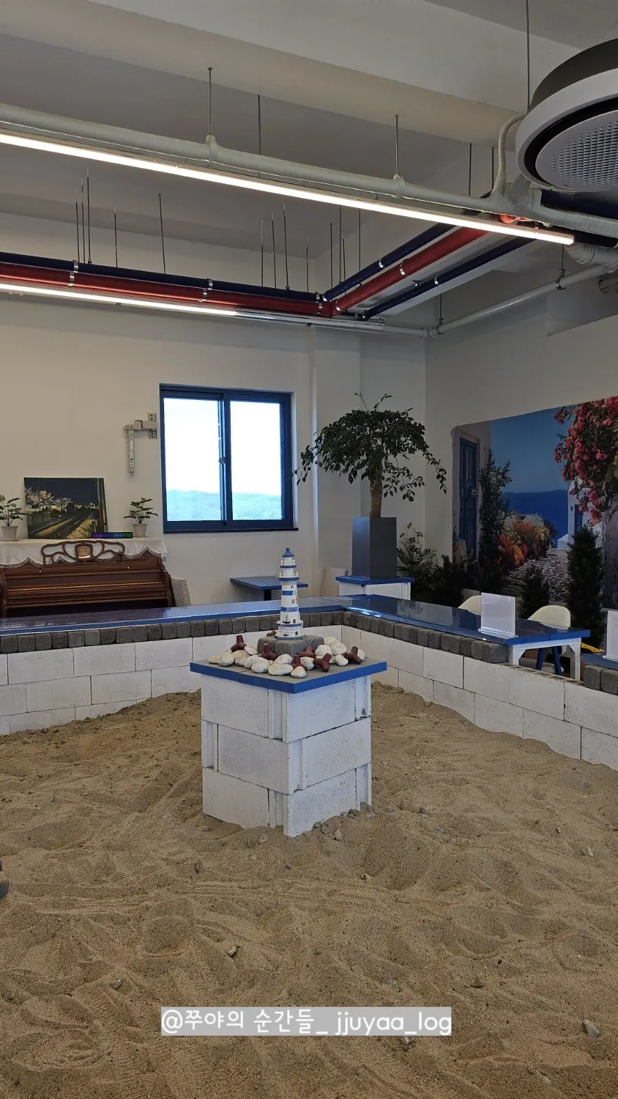 3rd floor kids' experience and rest area at Gangneung Sand Main Branch